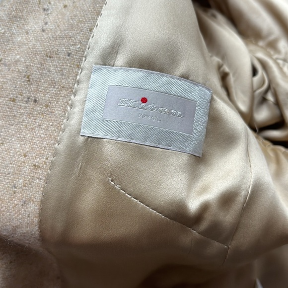 Kiton women’s blazer, size 40 - Picture 4 of 5